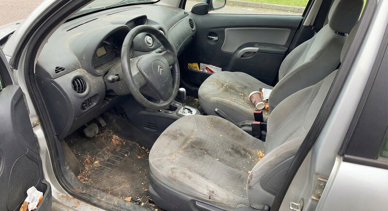 Intérieur Citroën C3 avant nettoyage
